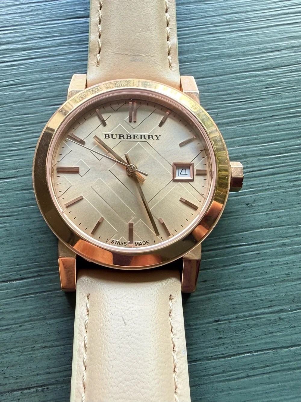 Burberry Women's Watch City Classic 34 Mm Swiss Watch BU9109 Rose Gold